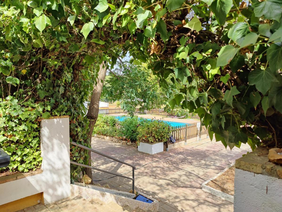 Cortijo Los Conquistadores Lucena Del Puerto Exterior foto
